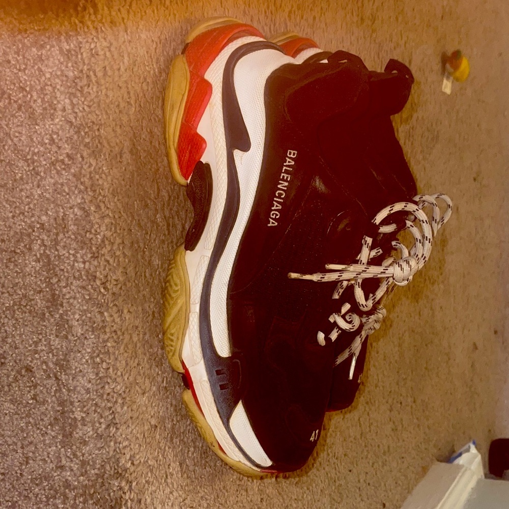 Balenciaga Triple S Sneakers - Picture 4 of 5